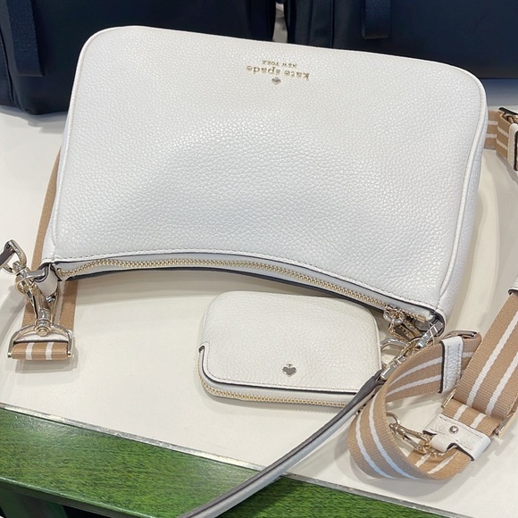 Kate Spade Rosie Shoulder Bag With Tech Attachment AirPod 
Parchment 
NWT - Picture 16 of 16